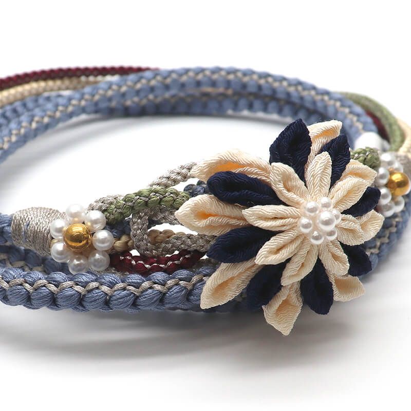 帯締め 振袖用 飾り付き 正絹 丸組 灰青 つまみ細工 パール飾り 長さ164cm 幅1cm 着付け小物 和装小物