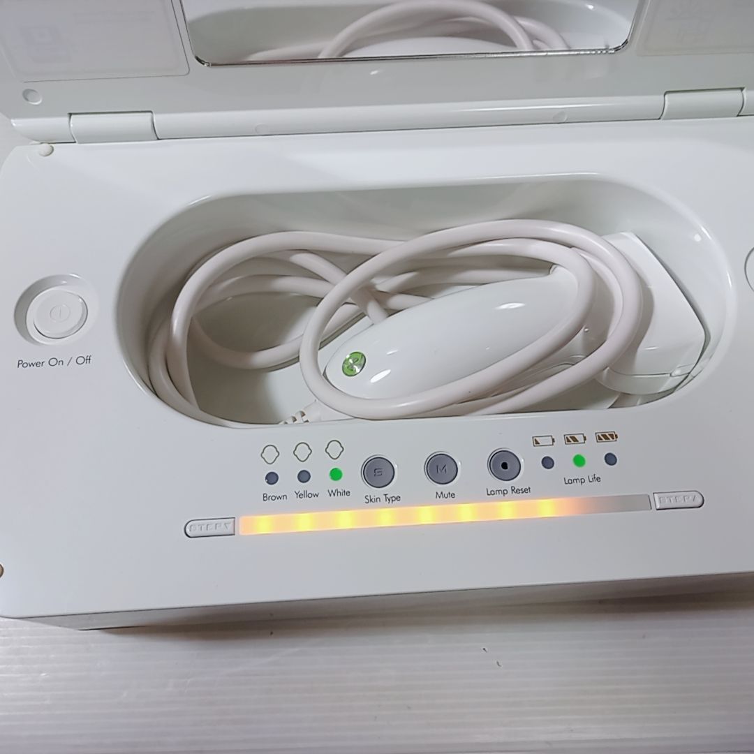 イーモ (emo) フラッシュ式脱毛器 本体 イーモ emo フラッシュ式脱毛器 韓国製 SS-1000 パルス光 - メルカリ