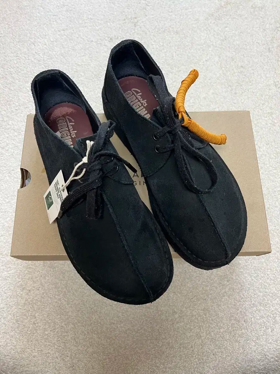 クラークス デザートトレック ブラック スウェード uk7 260