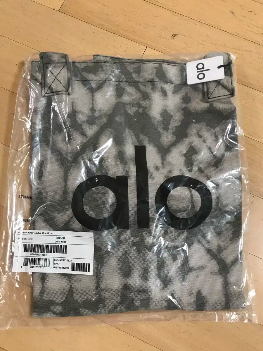 アロ ヨガ alo ショッパー トートバッグ