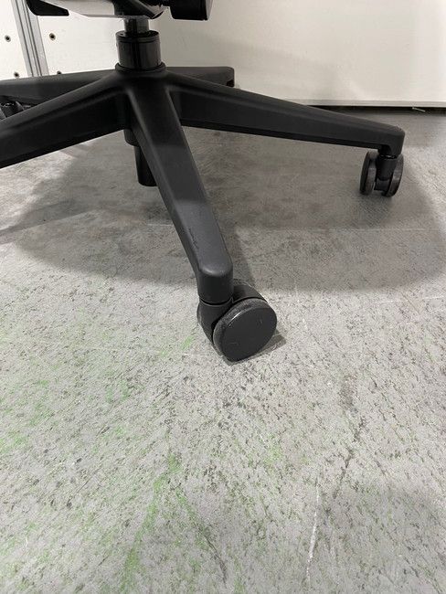 アウトレット品 ウチダ ニンバスチェア ニンバスチェア NA-100BBAL-PL レッド MARWIL-DEMENAGEMENTS_CH