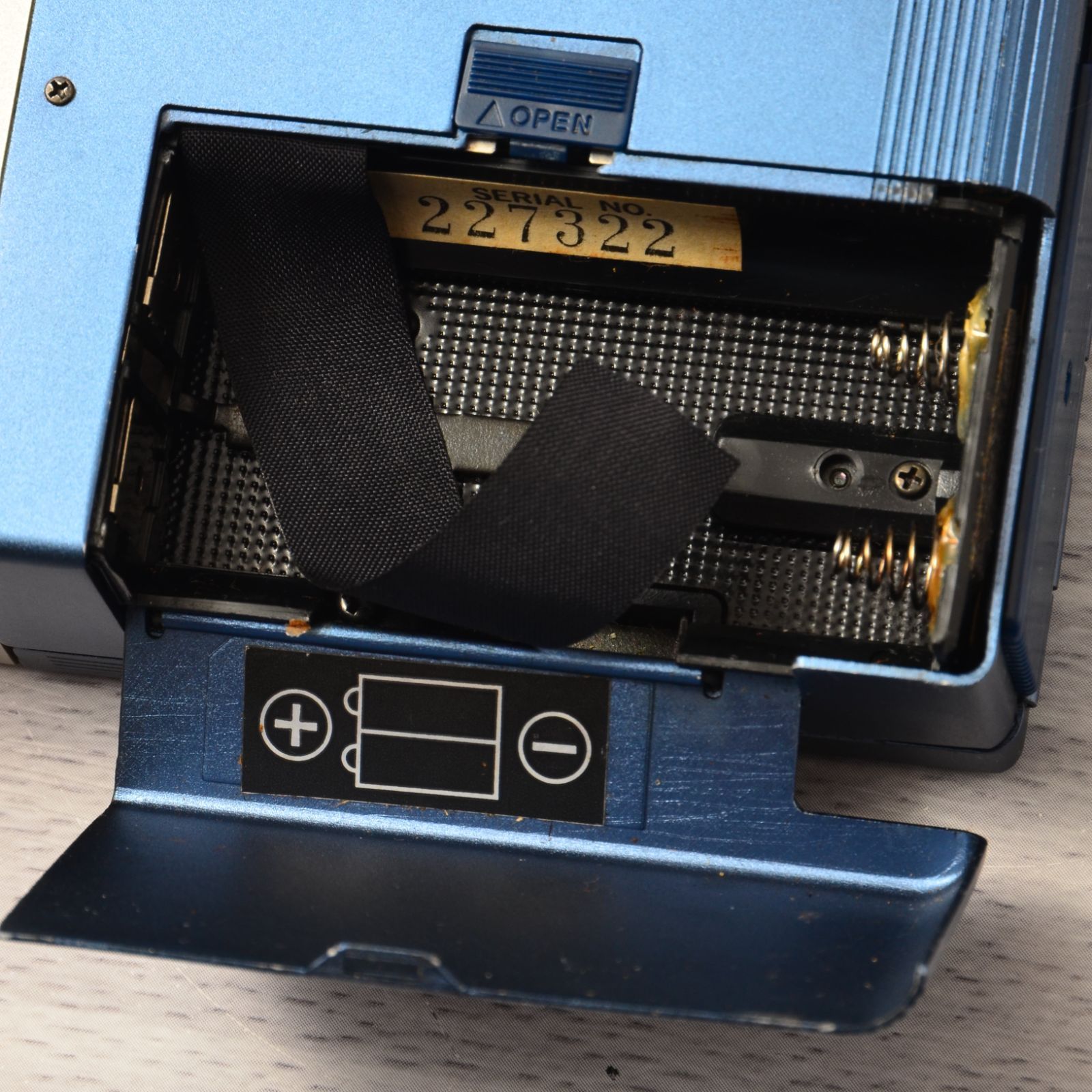 ソニーカセットウォークマン ケース付