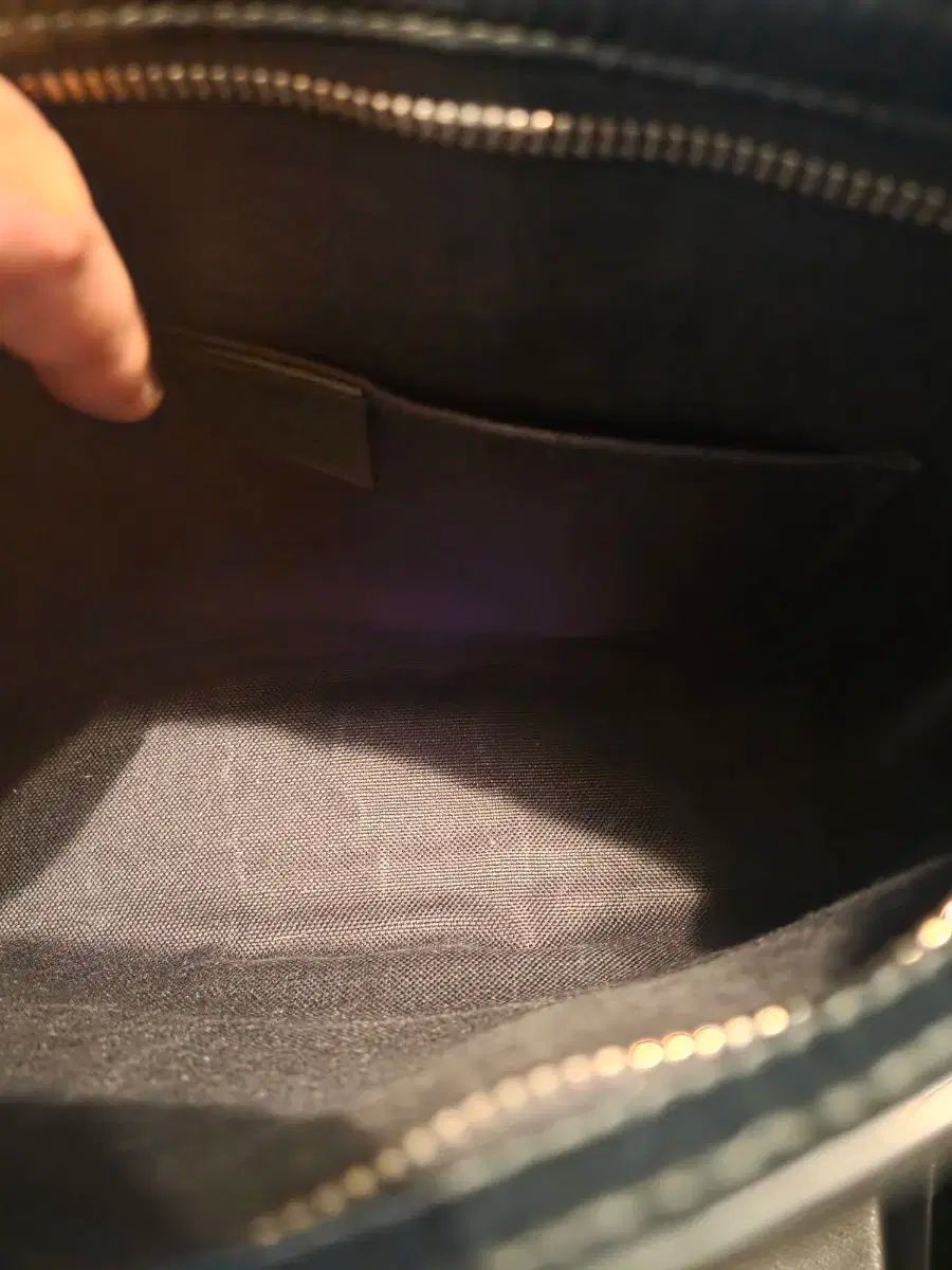 グッチ スプリーム クラッチバッグ