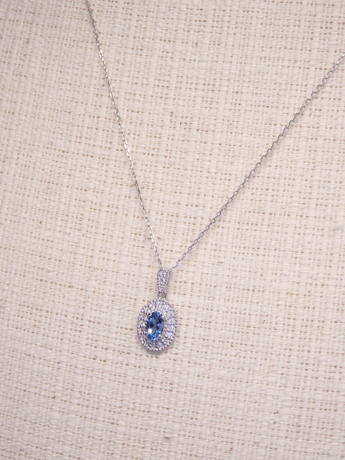 ネックレス チェーン付き