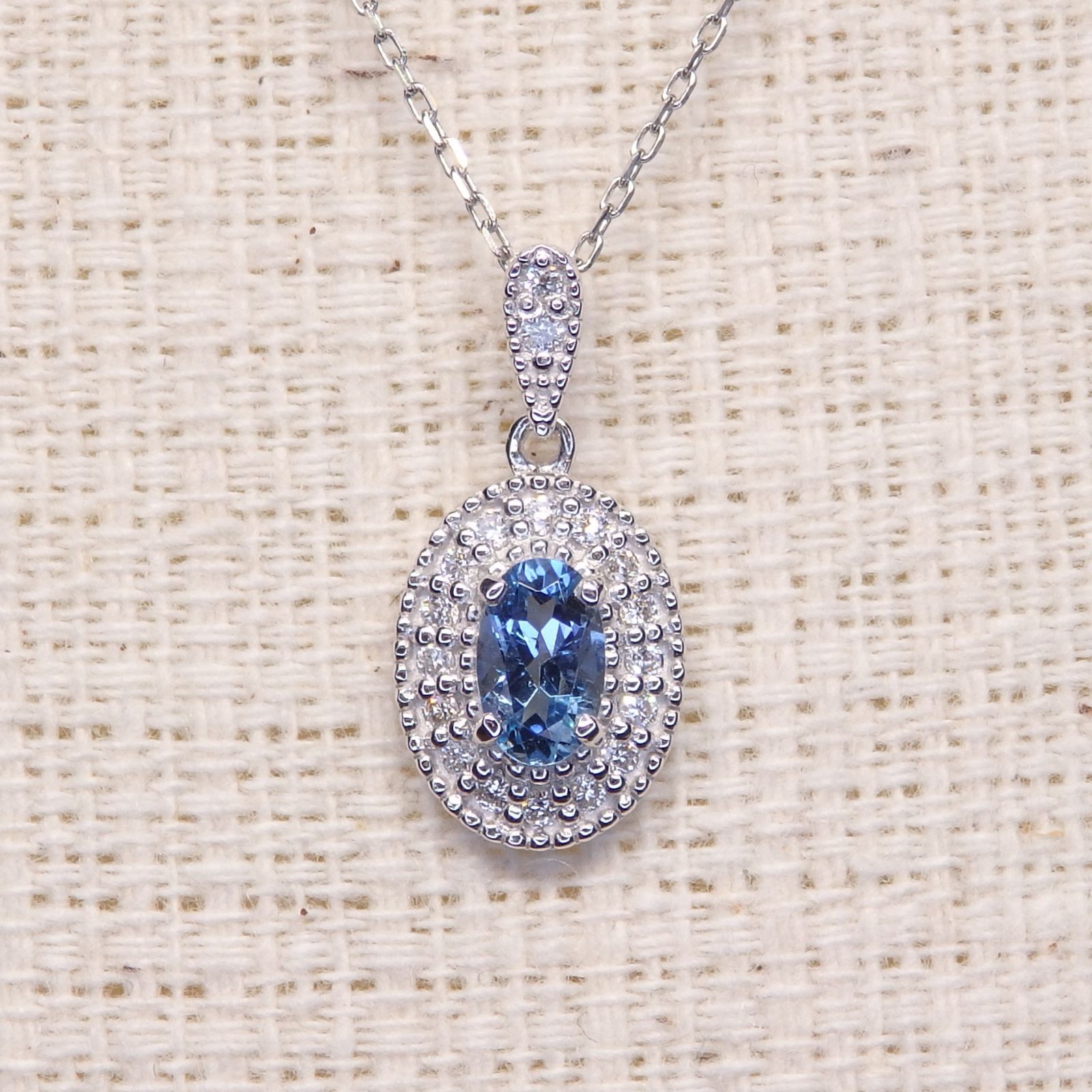 ネックレス チェーン付き