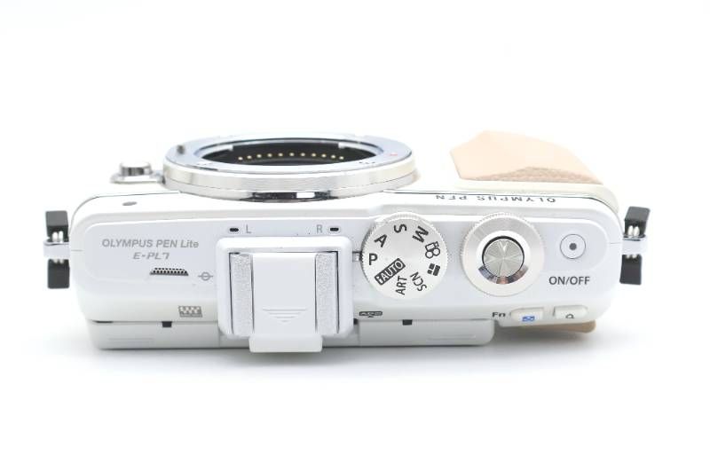 OLYMPUS PEN