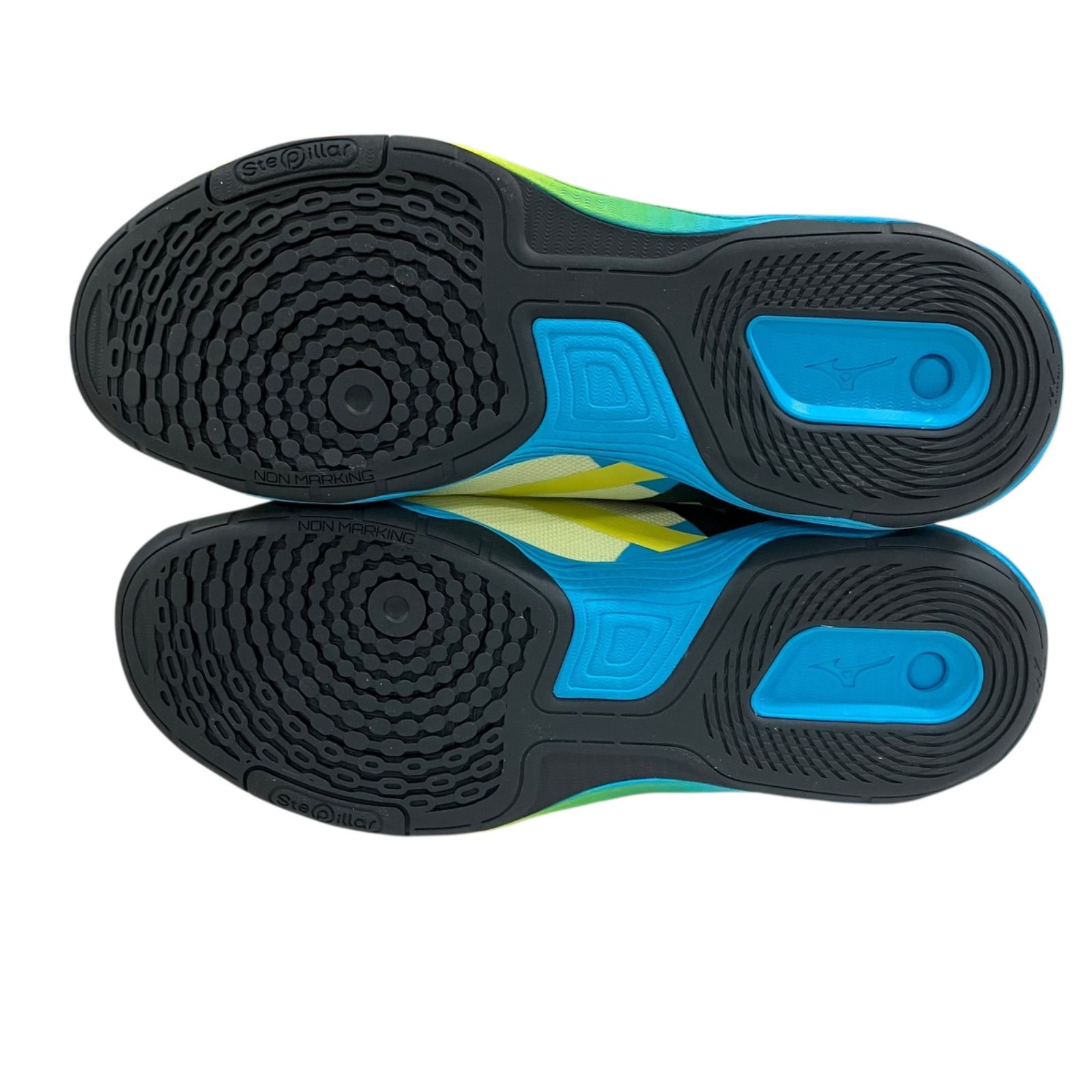  WJ 70 MIZUNO ミズノ メンズ レディース 卓球シューズ ユニセックス ウエーブメダル NEO 28.5 cm シューズ(男性用) 卓球