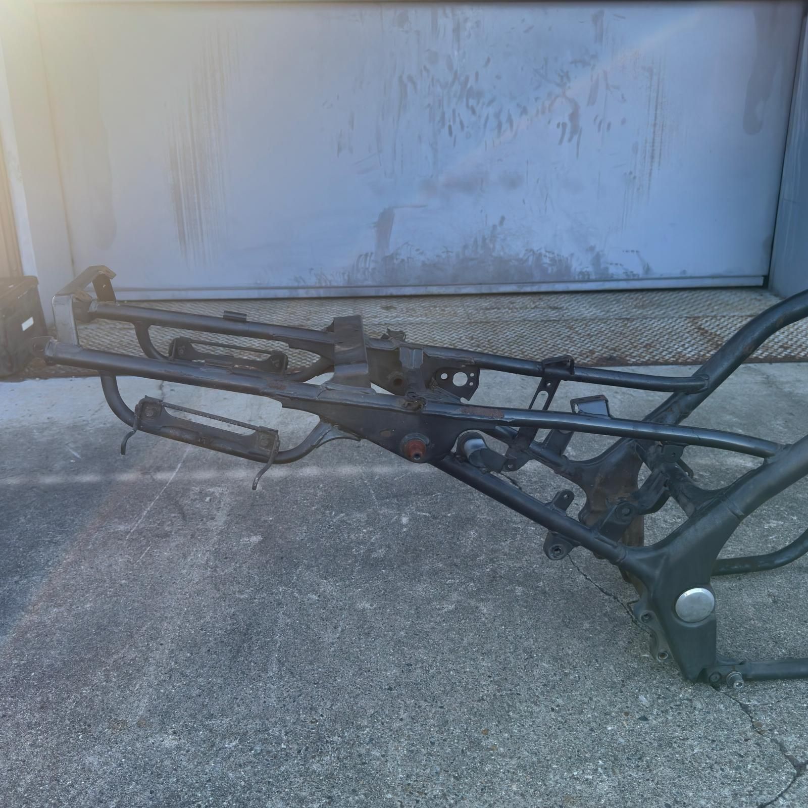 KAWASAKI バリオス2 ZR250B フレーム 書類有り カワサキ BRIGHTFACE_UK