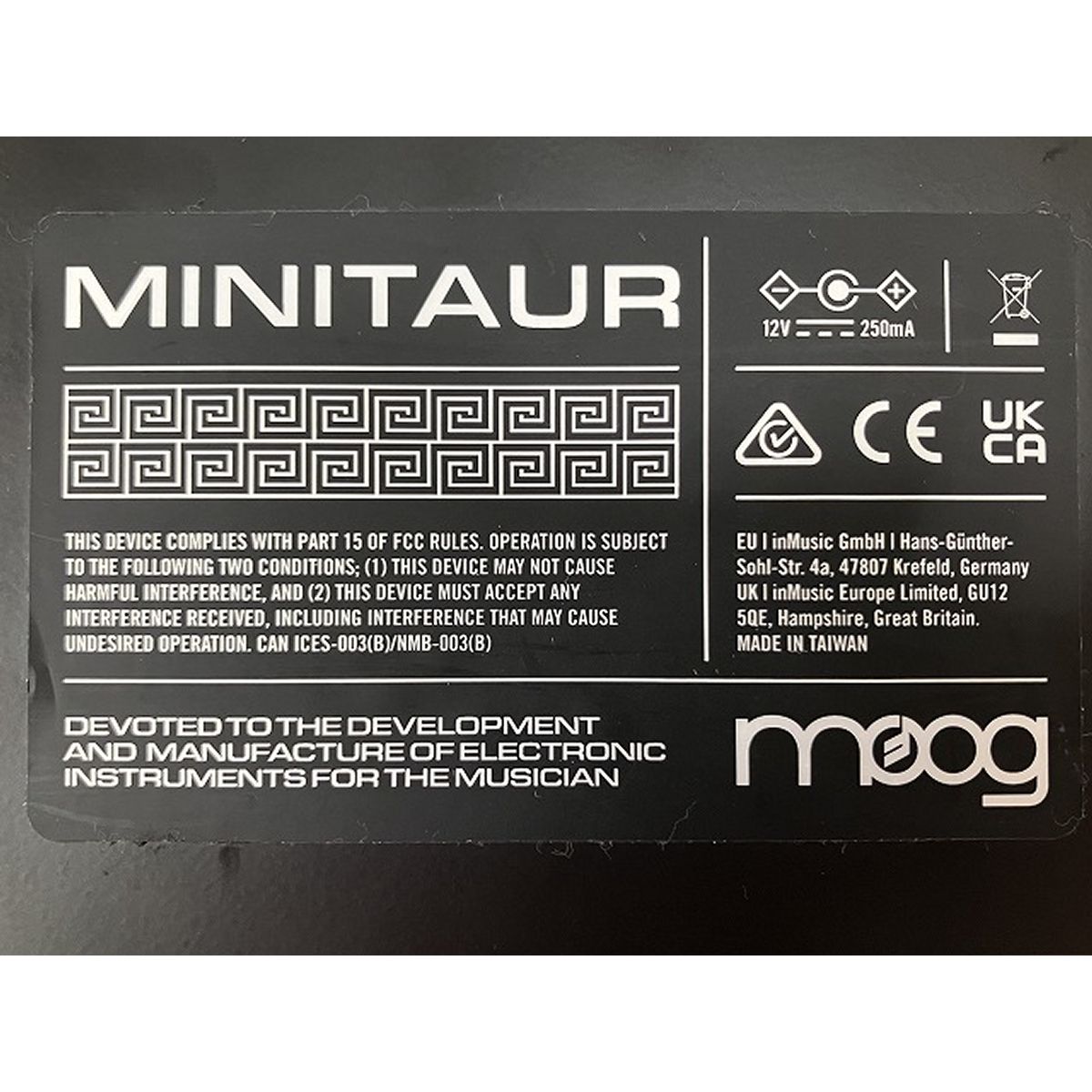海外限定。 MOOG モーグ MINITAUR アナログ ベース シンセサイザー 音源モジュール MIDI USB 鍵盤楽器 O10570525 人気ブランドの新作も！