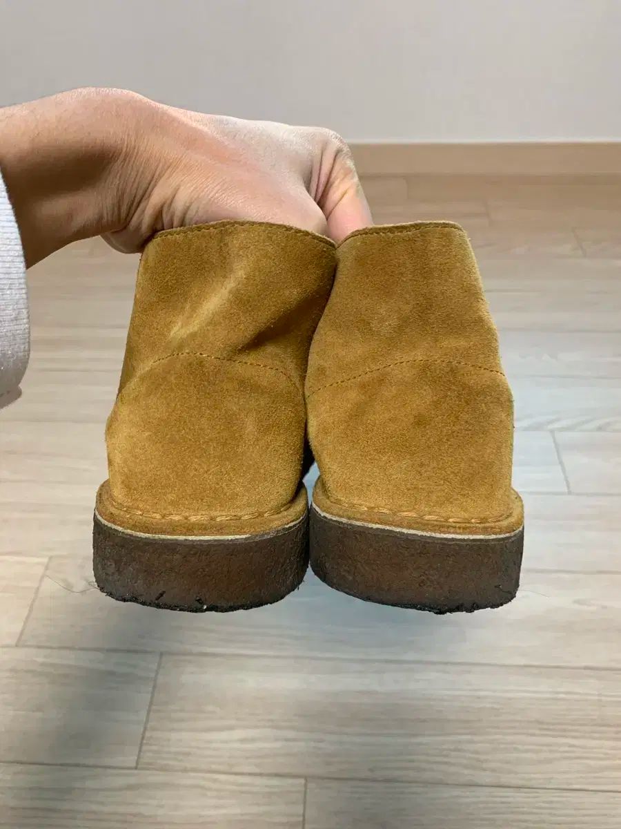 デザート ブーツ