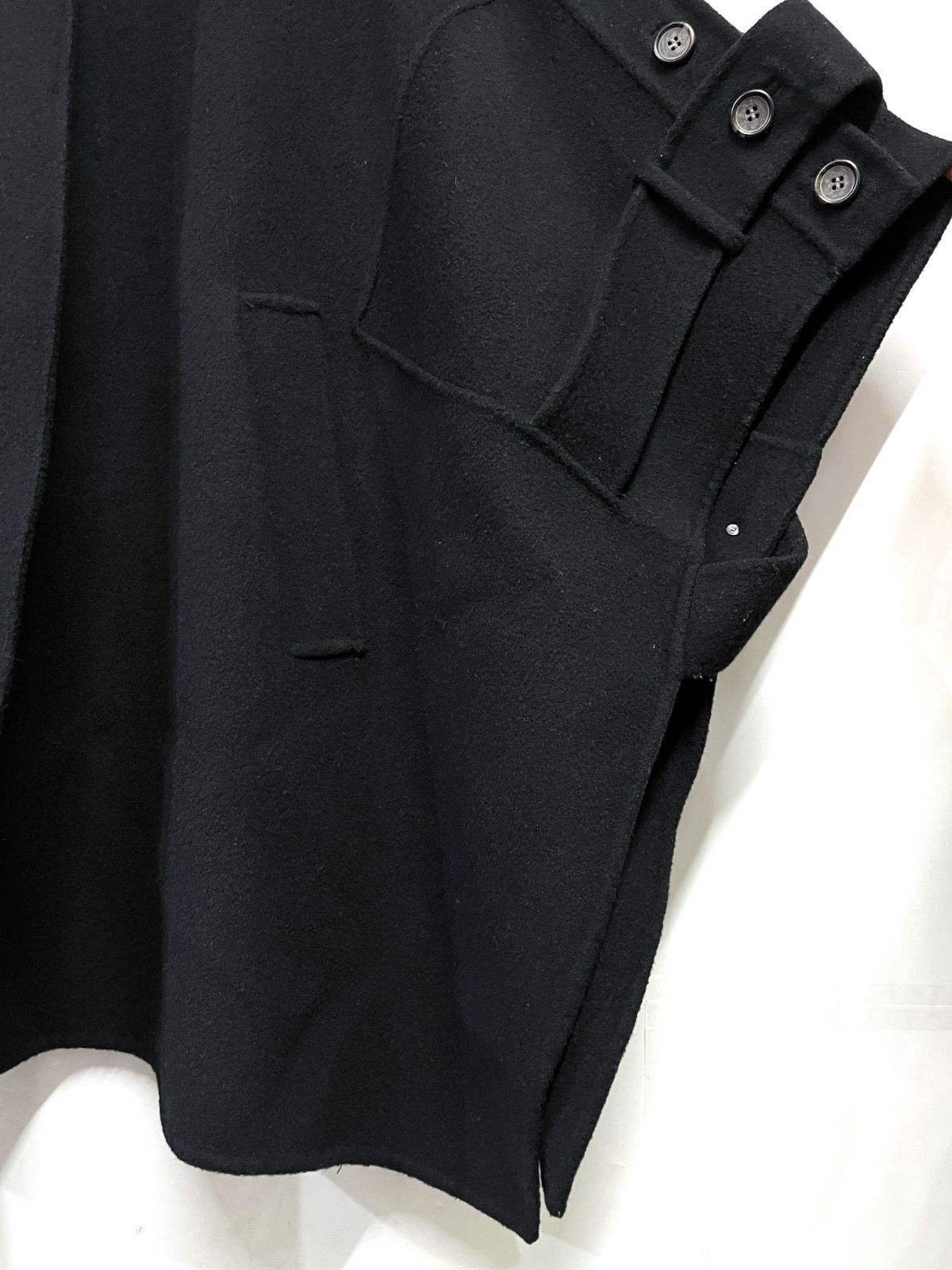 ADORE｜アドーア ルチアーナリバースタンド コート ポンチョ GULLKHAN_COM