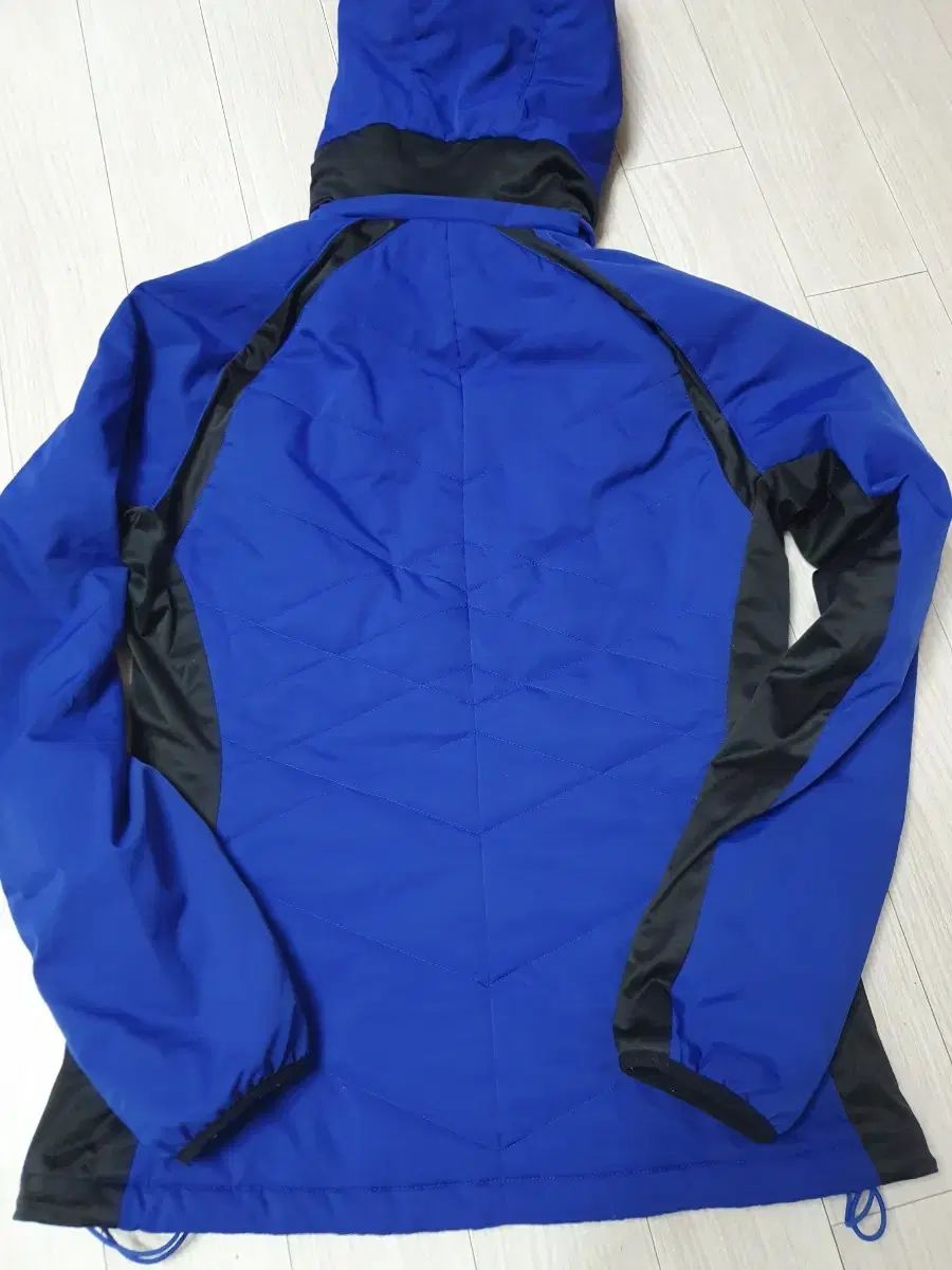 タイトリスト ジップアップ