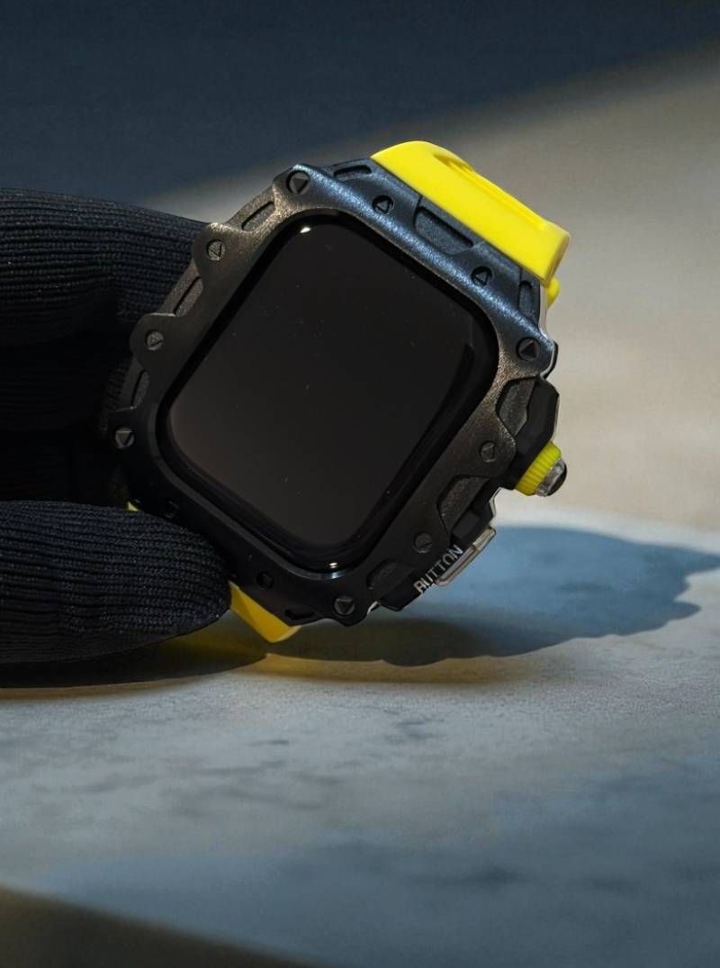 イエローブラック 別注強化型ブラックバックルモデル アップルウォッチケース カスタム カバー 保護 46 アップルウォッチ series10 series11 ラバーバンド ベルト
