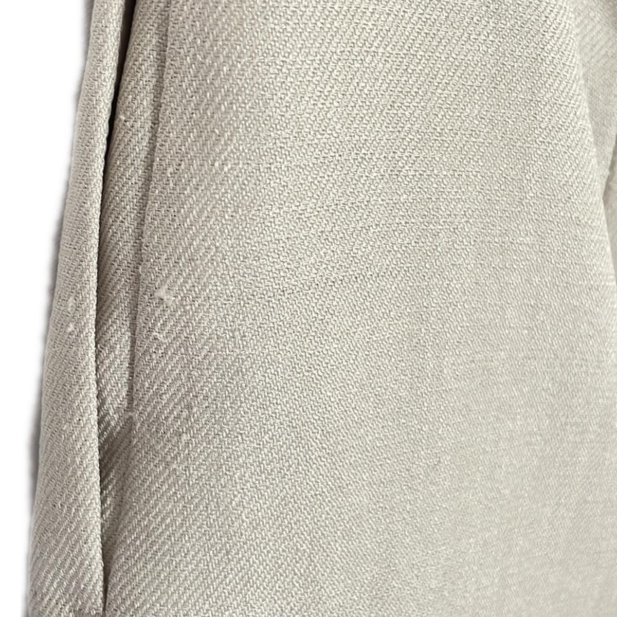 ベイジ スカートスーツ