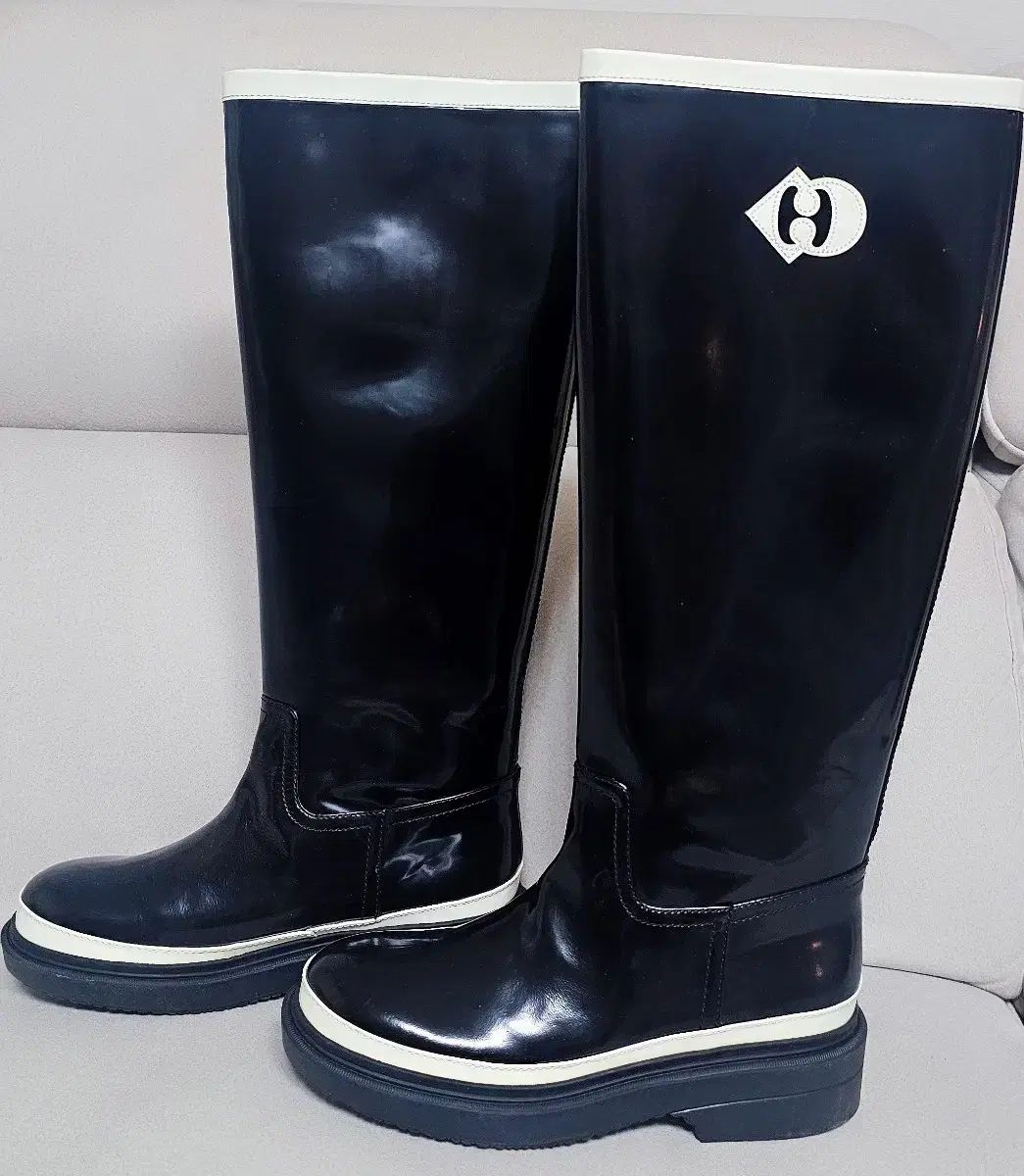 ブランド ラッキーシュエトゥ ロングブーツ お安く