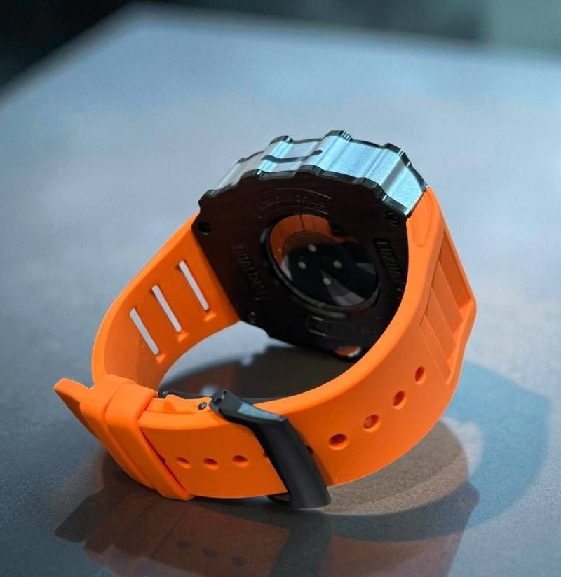 オレンジブラック 別注強化型ブラックバックルモデル