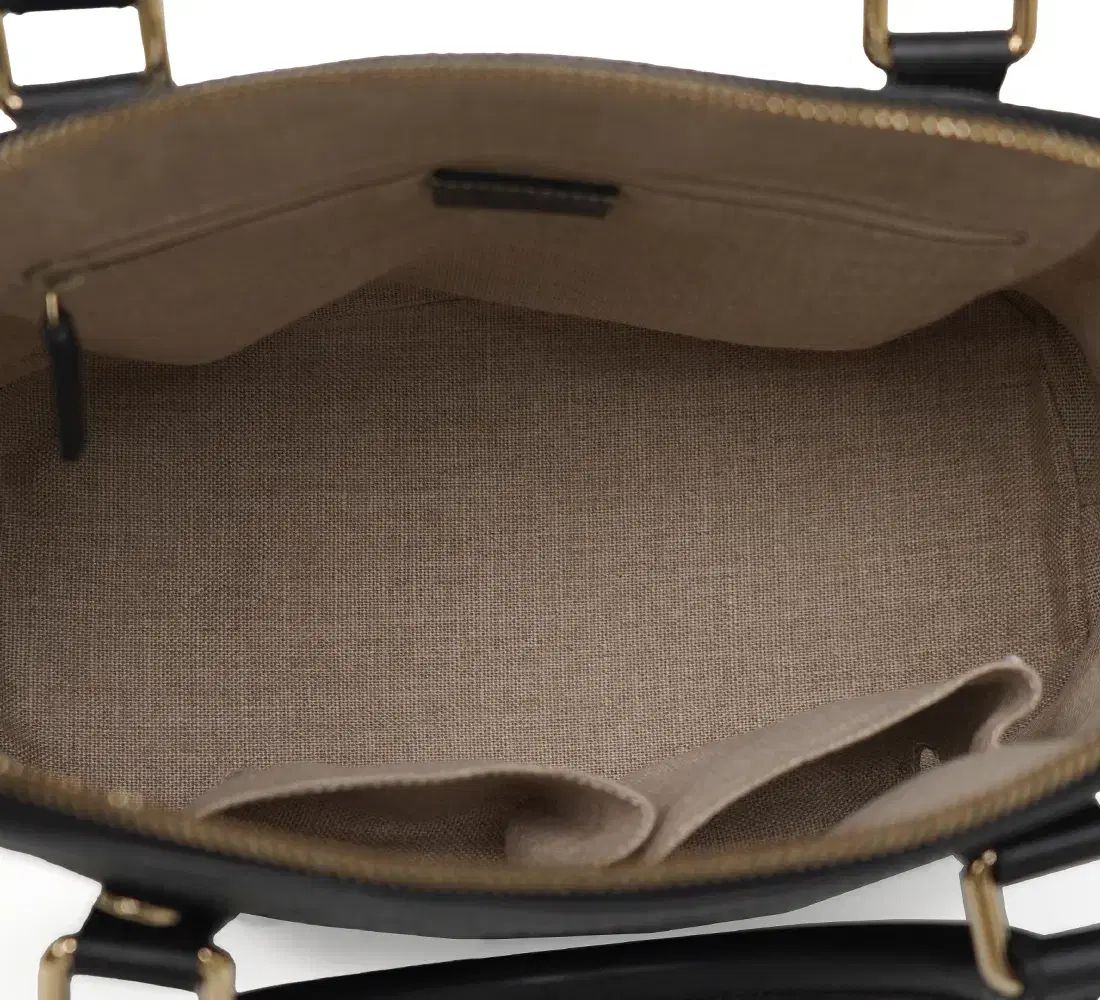 ショルダーバッグ