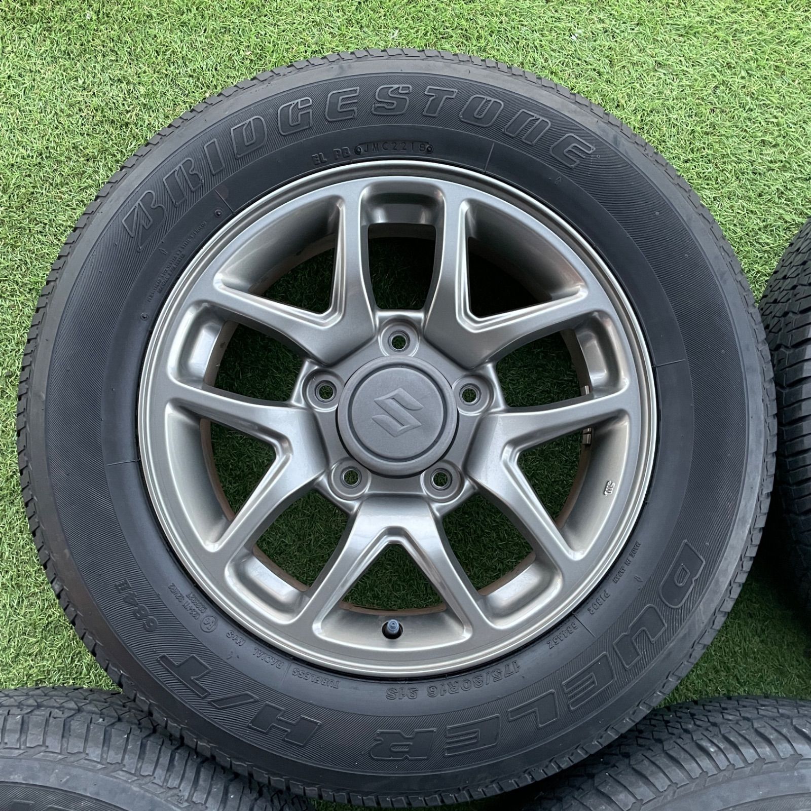 美 品 SUZUKI スズキ JB64 ジムニー 純正 16インチ 5.5J 22 ホイール タイヤ 4本セット タイヤはおまけ程度です