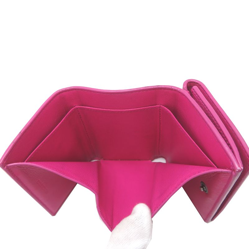 バレンシアガ 三つ折り財布