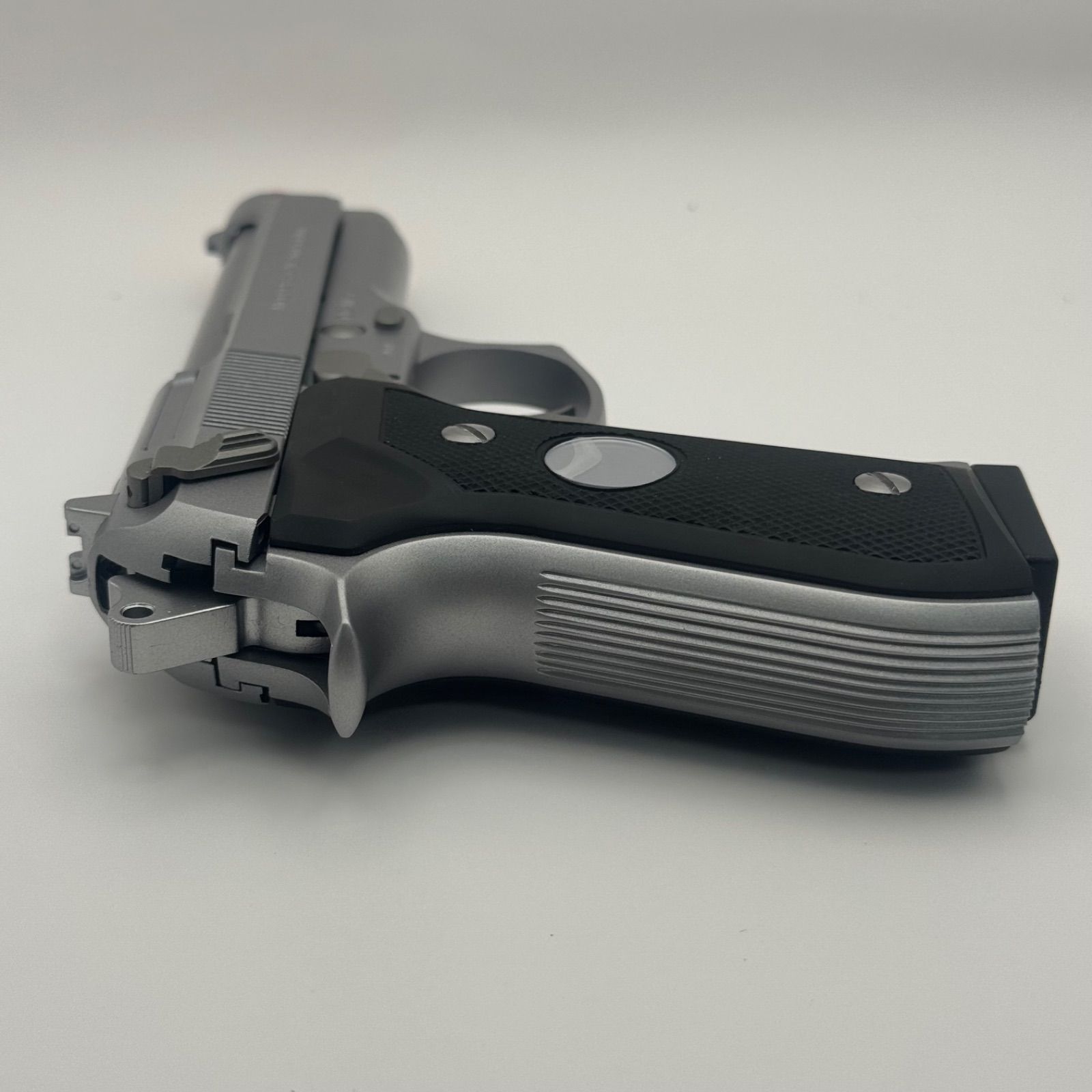 超希少！美品】 緋弾のアリア ベレッタ M92FS キンジモデル - メルカリ