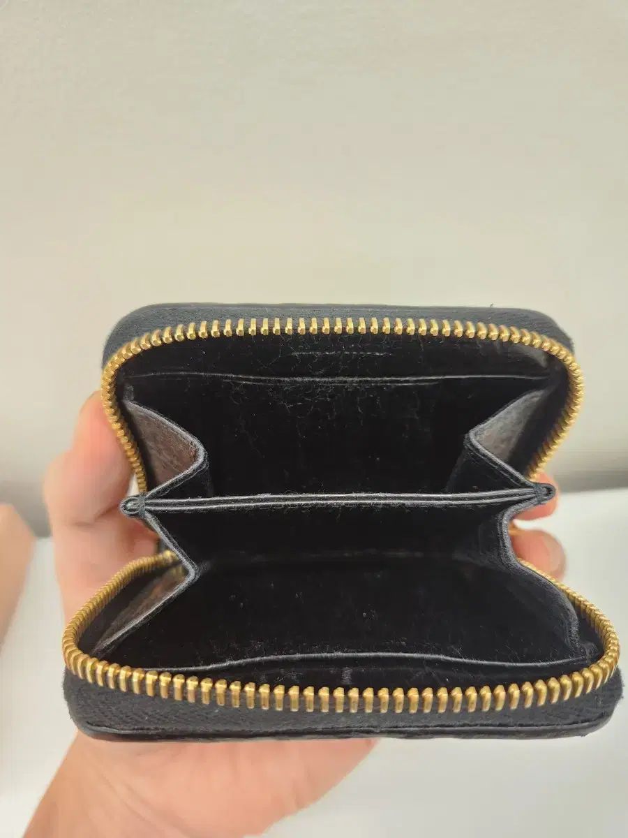 ブラック 二つ折り財布