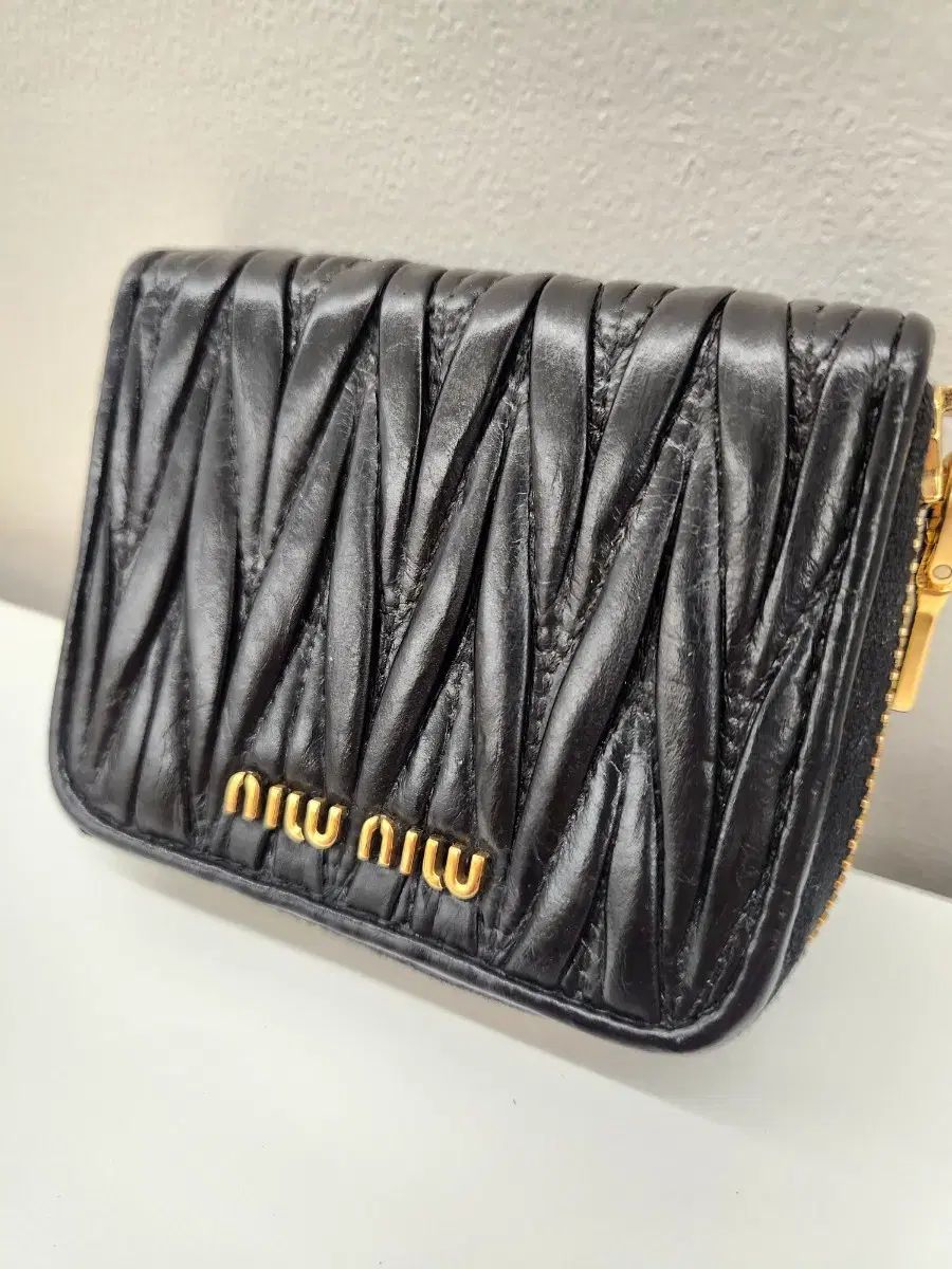 ミュウミュウ マテラッセ