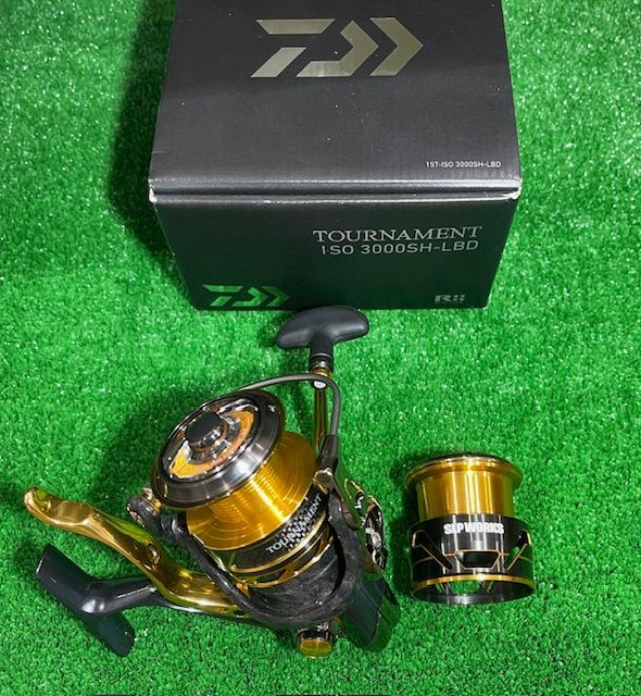 和塩 ダイワ 15トーナメント ISO 3000SH-LBD SLPワークス口太スプール付 和歌山塩屋店 併売
