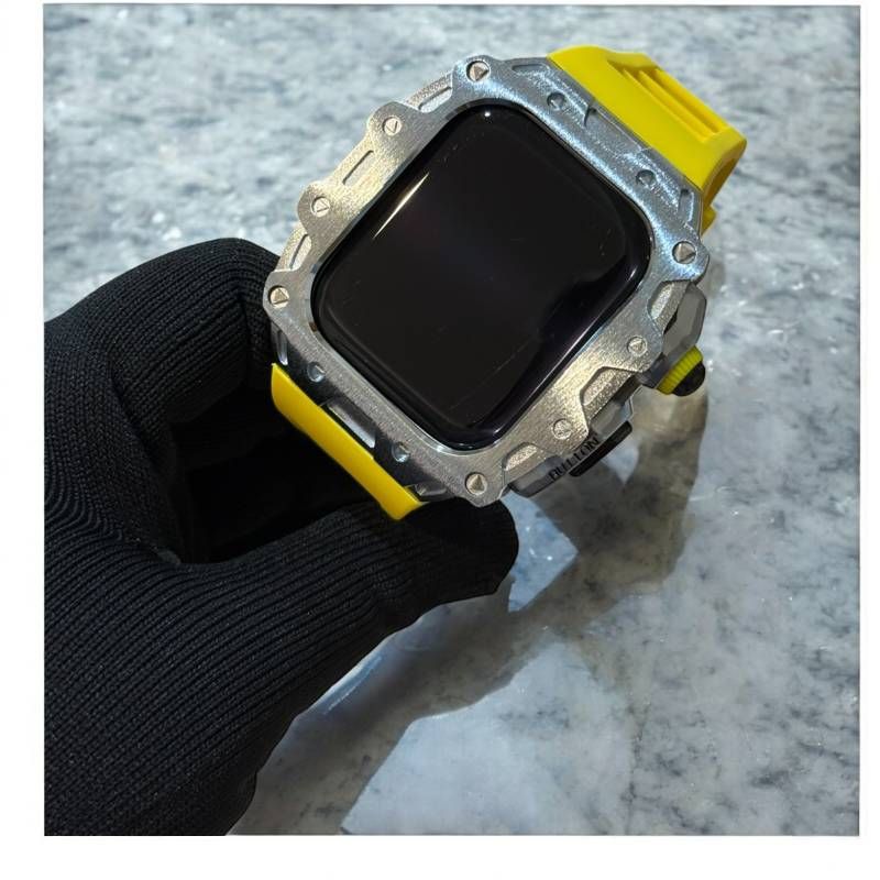 シルバーケース イエローラバー 別注強化型ブラックバックルモデル アップルウォッチ カスタム カバー 保護 46 アップルウォッチ series10 series11 ベルト WWW_OPDRERGINERDOGAN_COM