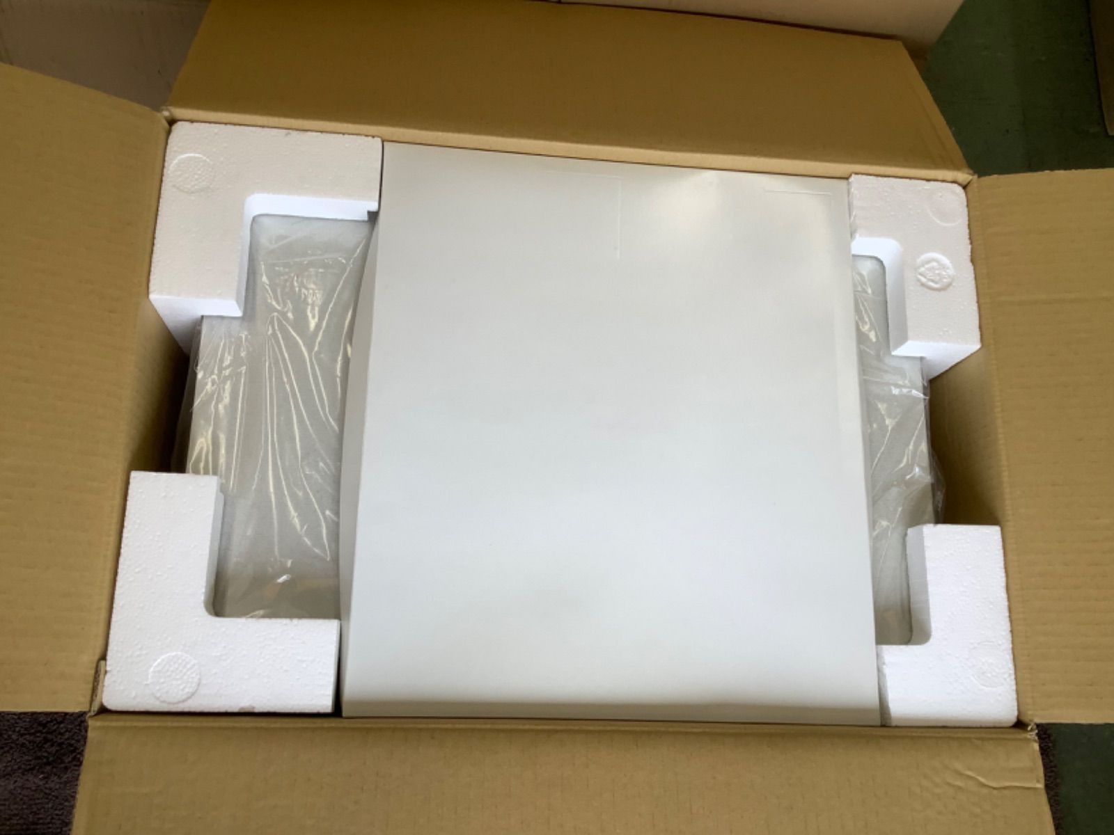 ボークス ミレニアムモデル 空山基 AMAZON アマゾン - メルカリ