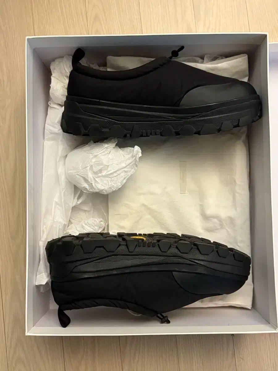 アモーメント ビブラム