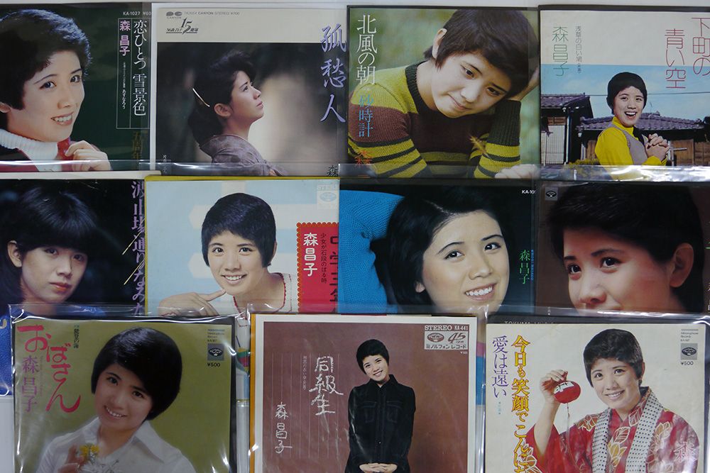 購入 アメリカアンティーク 装飾スプーンコレクション 34本 木製ケース付き