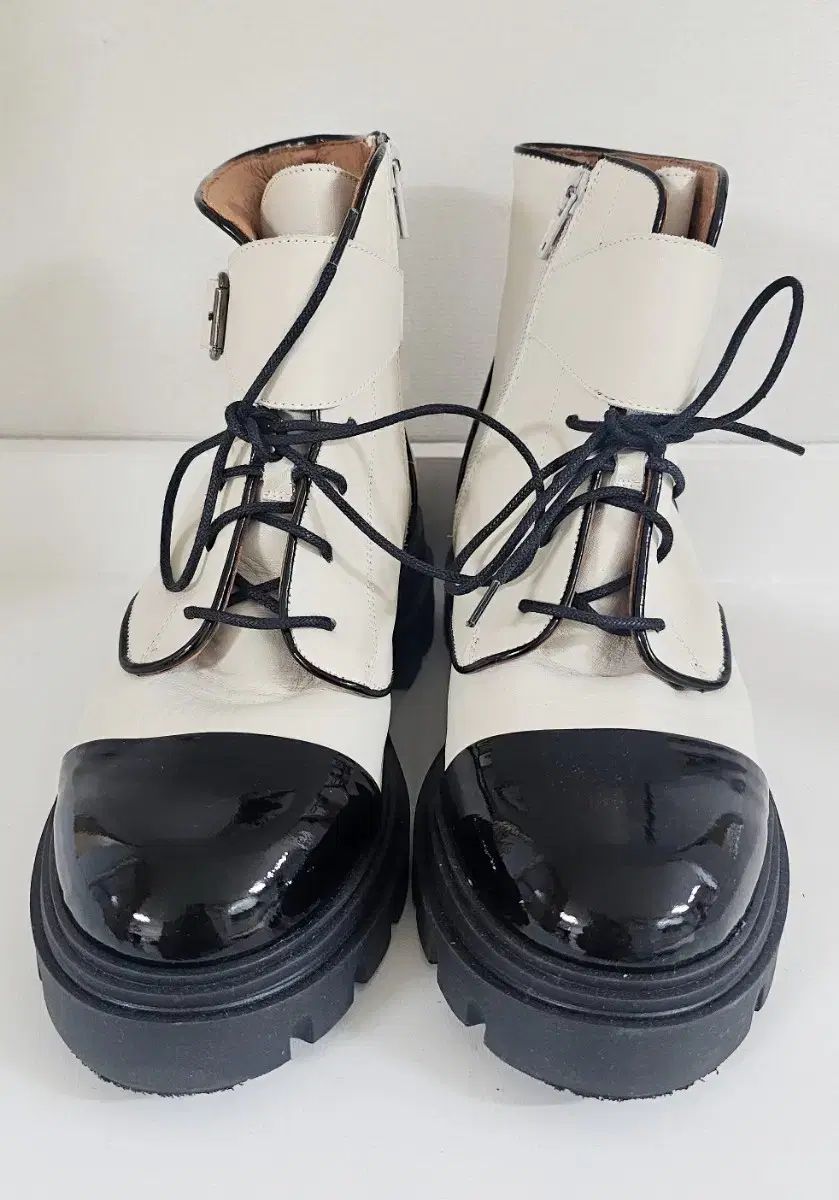 アレキス - JESSI NEWYORK バイカラー ウォーカーブーツ