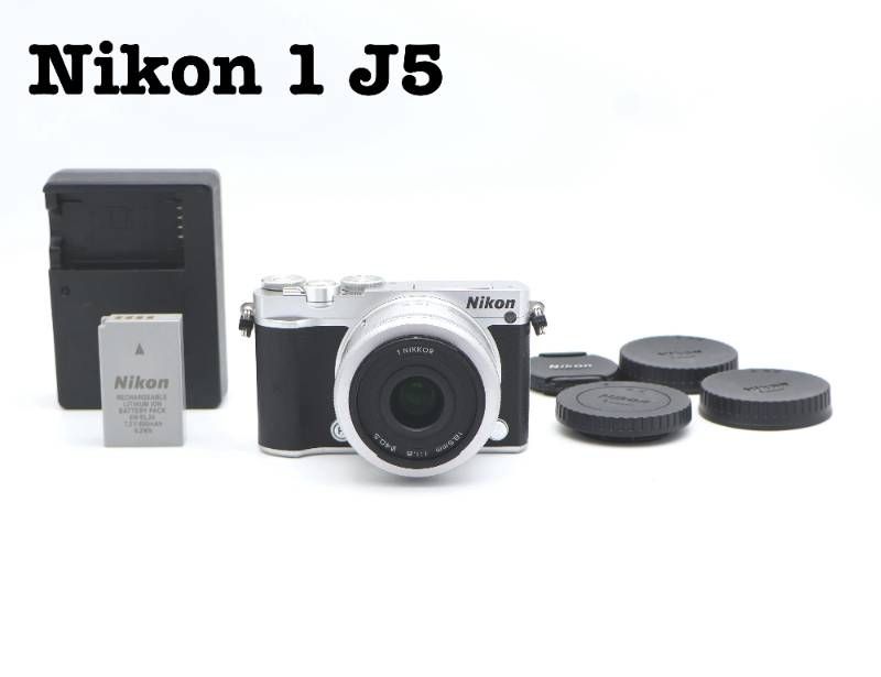 完動品 Nikon 1 J5 ミラーレス一眼 ショット数3508!