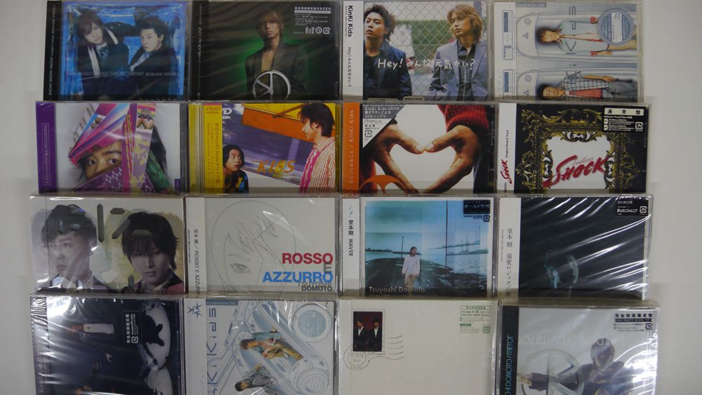 ☆新品未開封☆ファミリア 膝掛け ブランケット 赤チェック柄