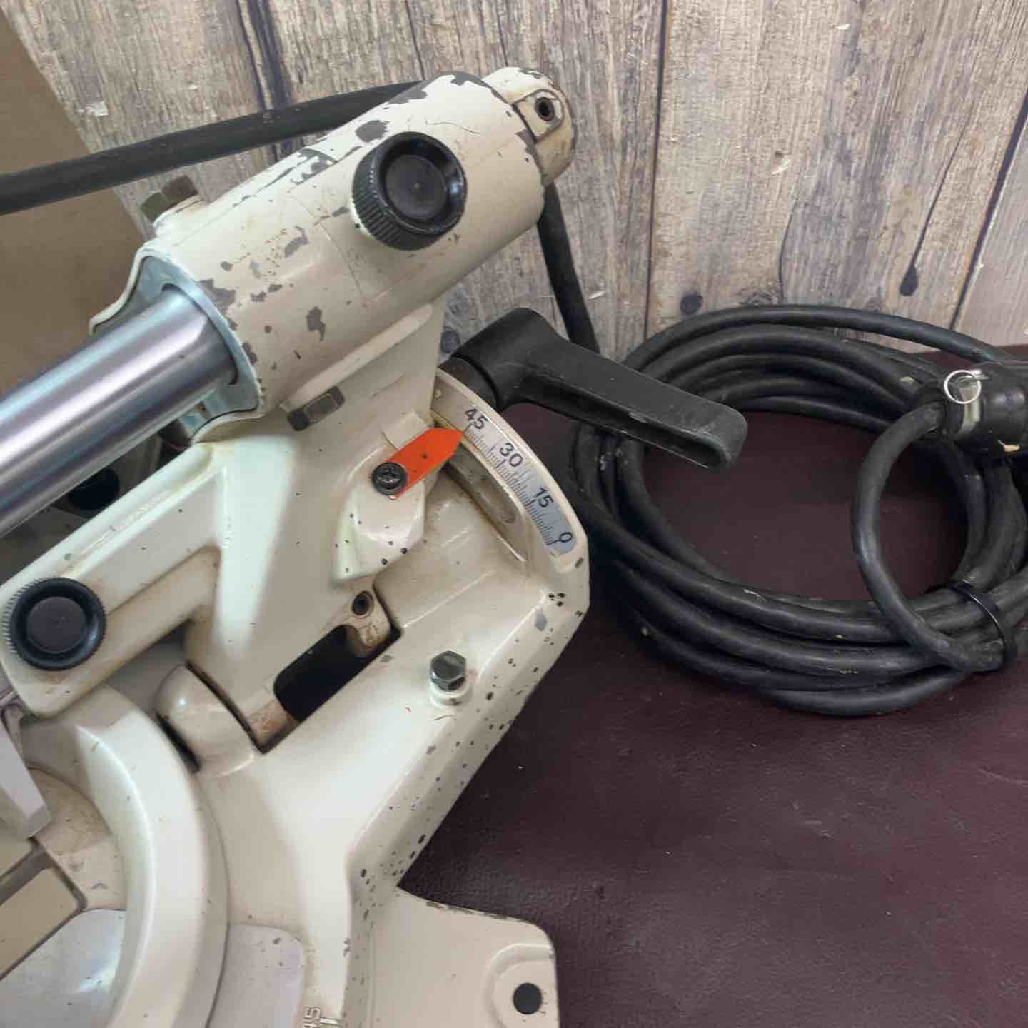 卓上スライド丸ノコ