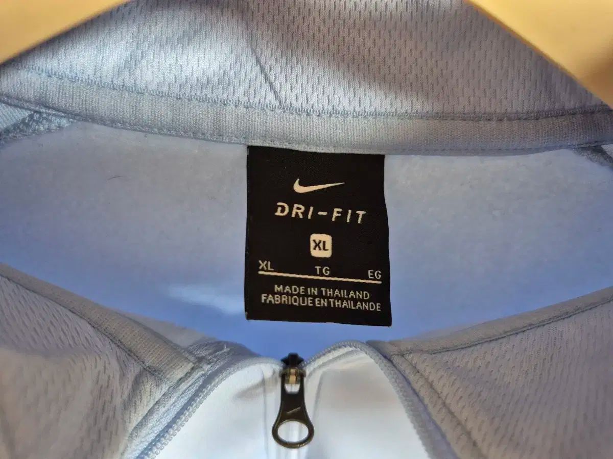 ナイキ 韓国 サッカー トレーナー トップス XL 105