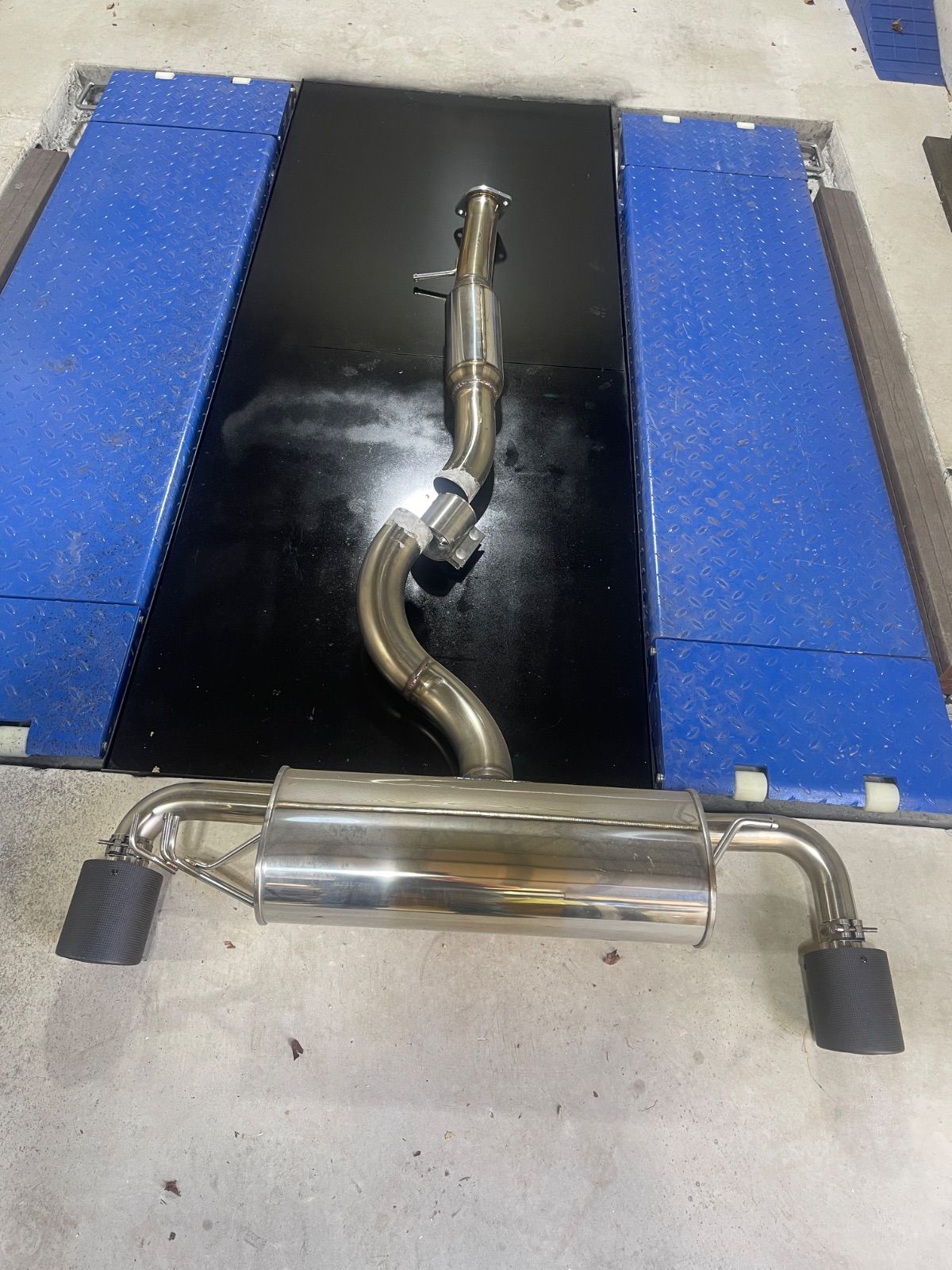 Revolution GRヤリス用オールインワン マフラー-クリーナーキット