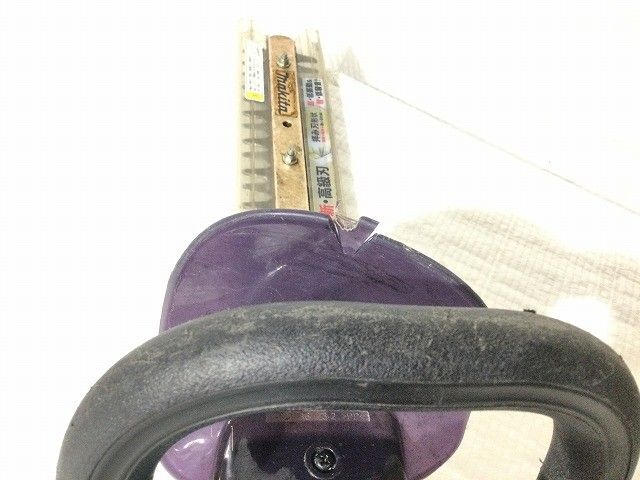 生け垣バリカン