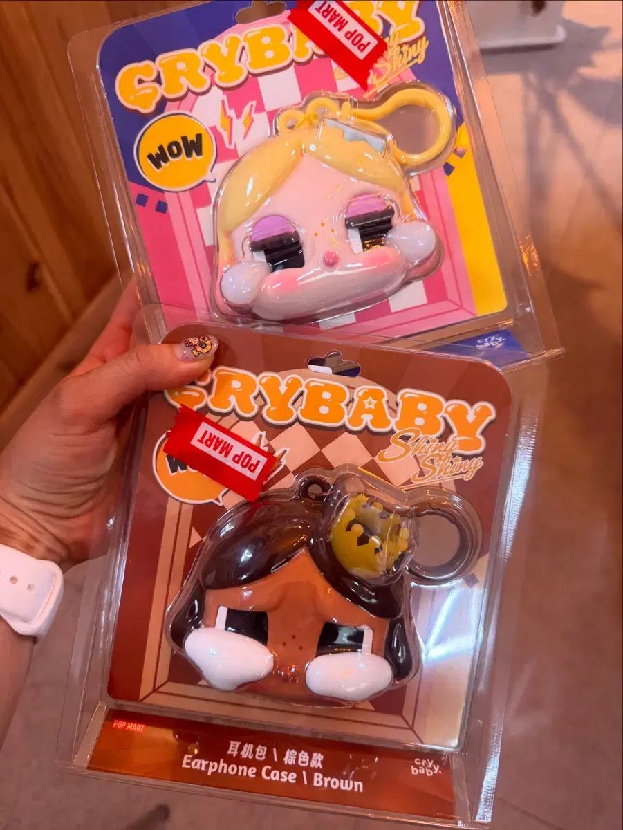 POP MART 正規品 クライベイビー イヤホンケース キーホルダー コインケース POPMART Crying Again クライベイビー