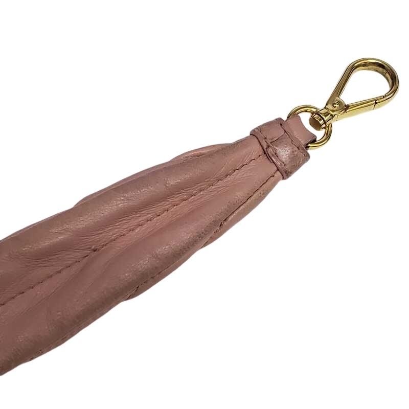 MIU ミュウミュウ