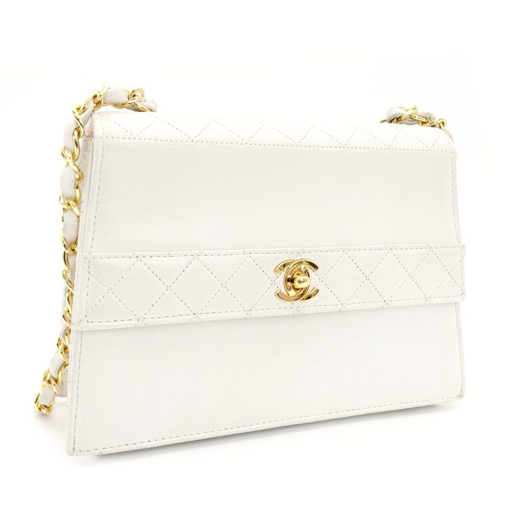 シャネル CHANEL マトラッセ チェーン ショルダー バッグ ホワイト ゴールド金具 ラムスキン レザー クロスボディ 7-10-203