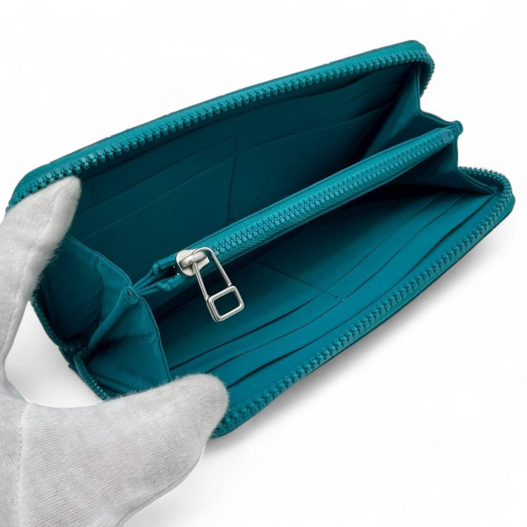 Y【新品未使用】ボッテガヴェネタ ラバー ラウンドジップウォレット ブルー Y【新品未使用】ボッテガヴェネタ ラバー ラウンドジップウォレット