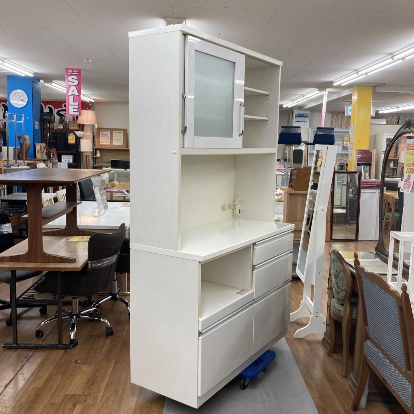 食器棚 大きめ炊飯器置場