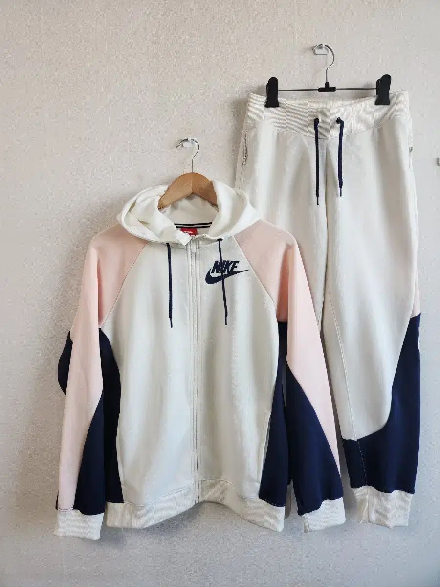 ナイキ トレーナー ジャージ セット S 55 フードジップアップ ジョガーパンツ