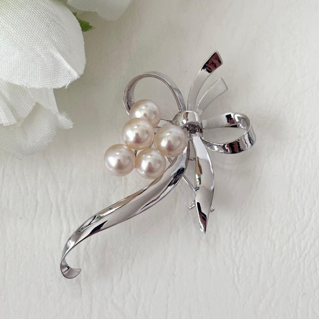 057 ミキモト シルバー パール リボン ブローチ