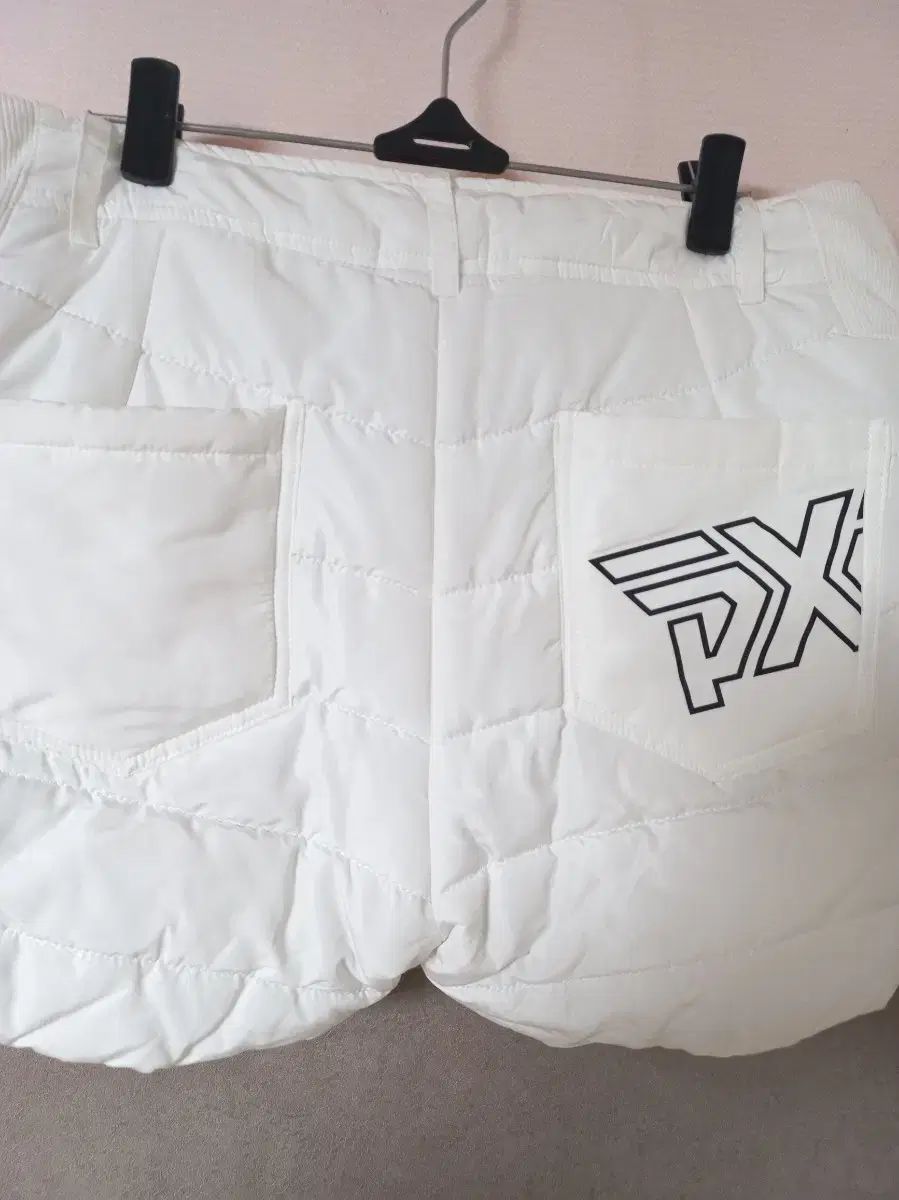 PXG レディース ゴルフウェア キルティング ハーフパンツ 白 L 31 LLC-HASEGAWATOSO_COM