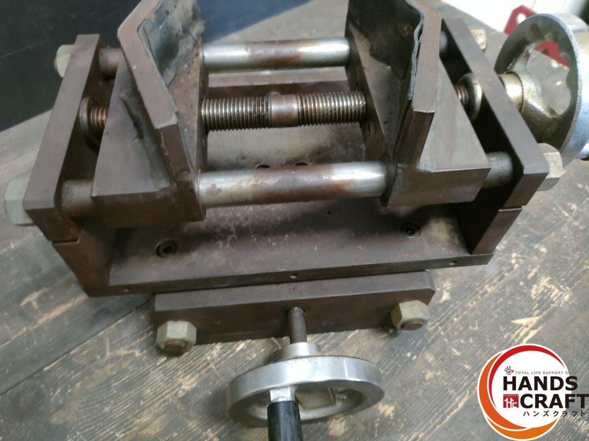 【久留米】【引き取り限定】【中古】メーカー不明　マシンバイス　バイス　クロススライド　ベンチバイス　万力　クロステーブル ○【中古】メーカー不明 マシンバイス バイス クロススライド ベンチ