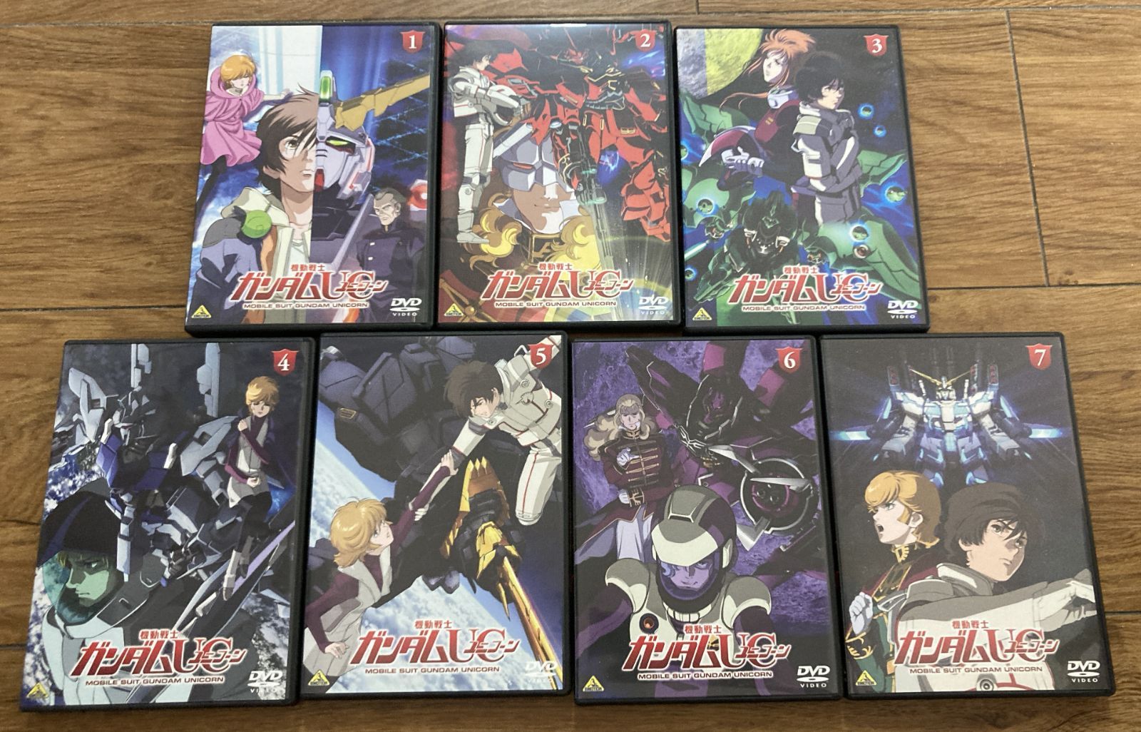 機動戦士ガンダムUC DVD 全巻セット ユニコーン ブックレット付 - メルカリ