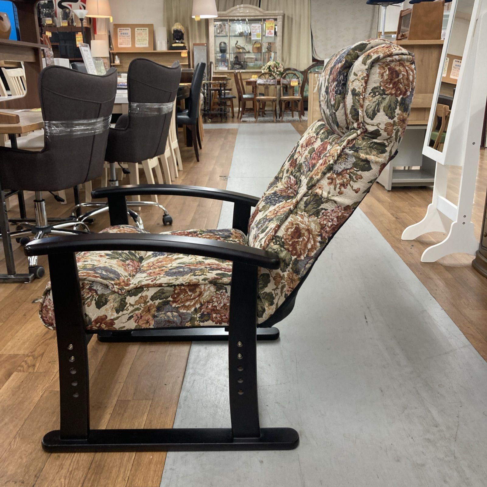 S381 リクライニング高座椅子