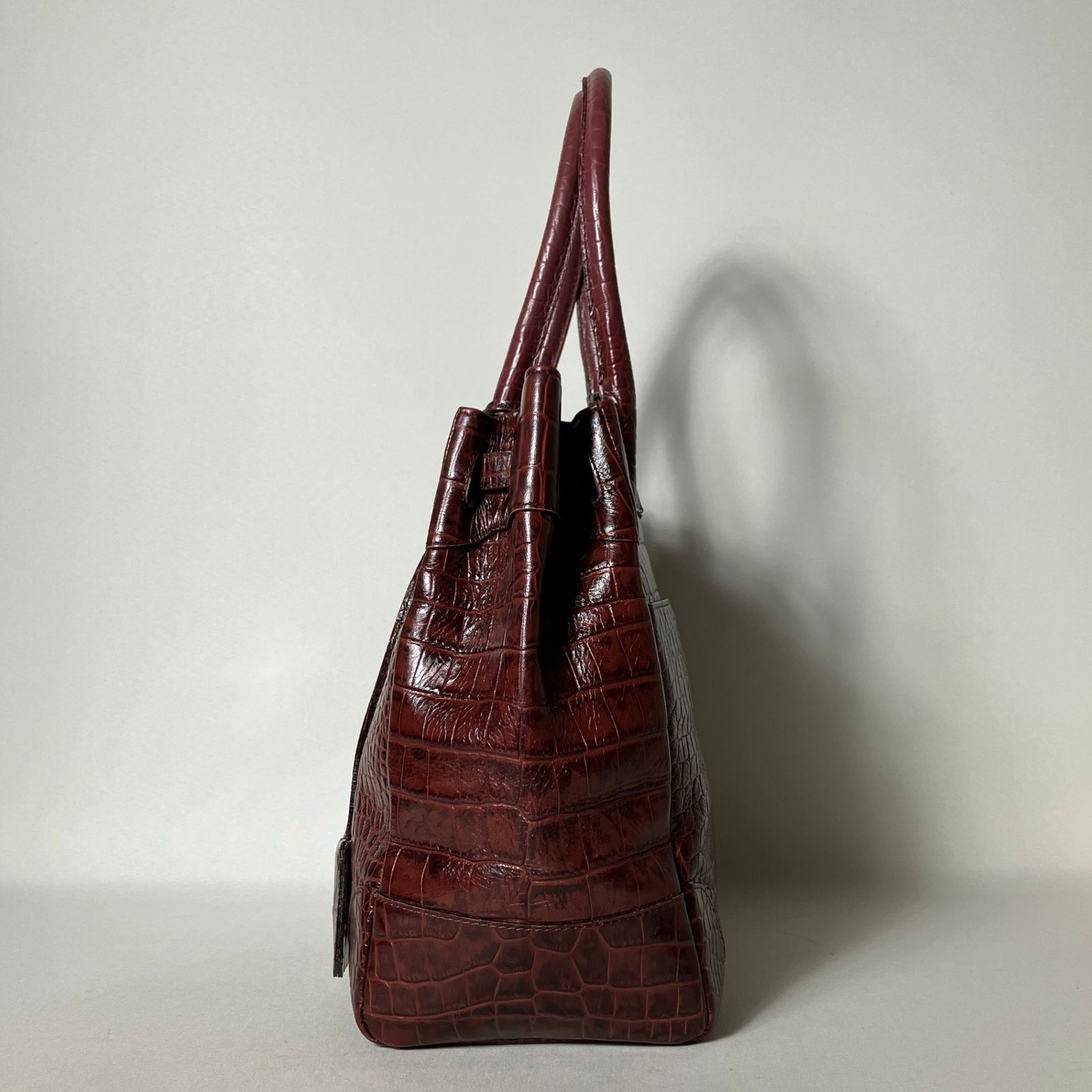 2509-417｜美品｜A.D.M.J. ハンドバッグ ボルドー クロコ型押し - メルカリ